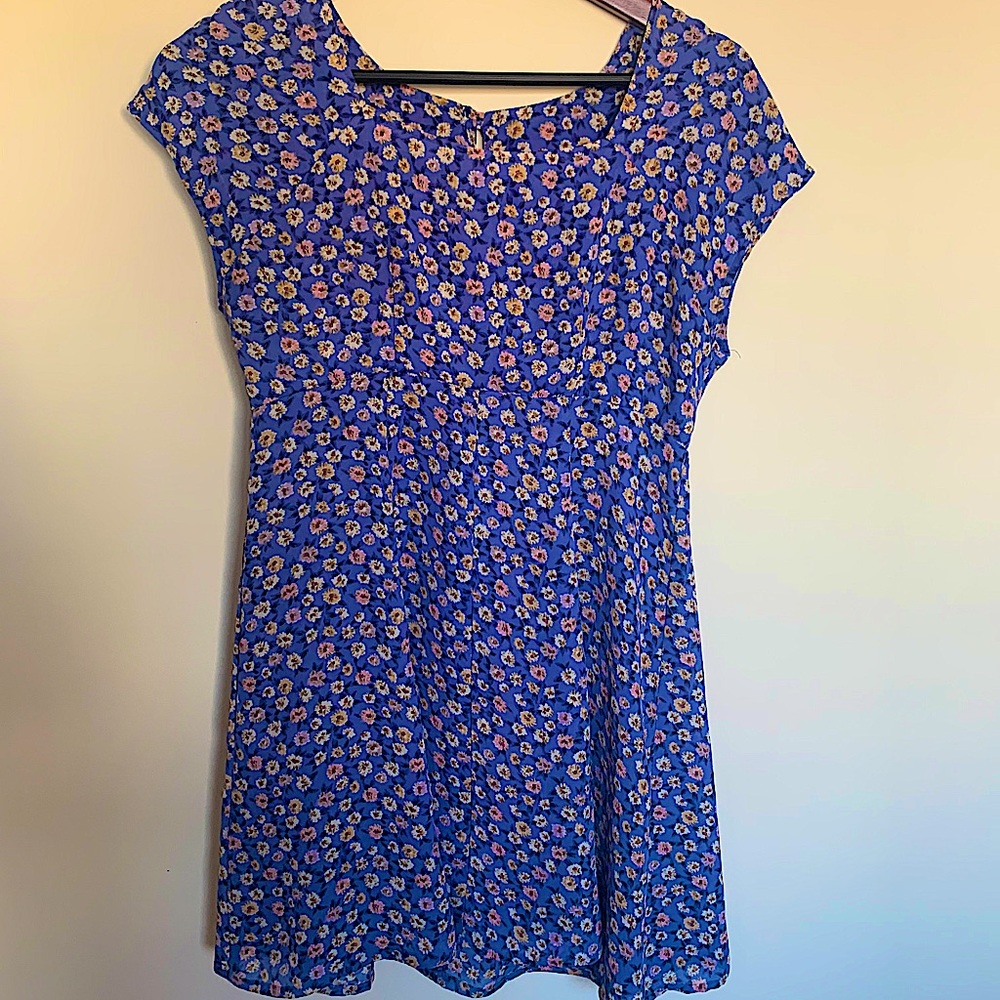 Vintage Cottage Core Mini Dress with open back